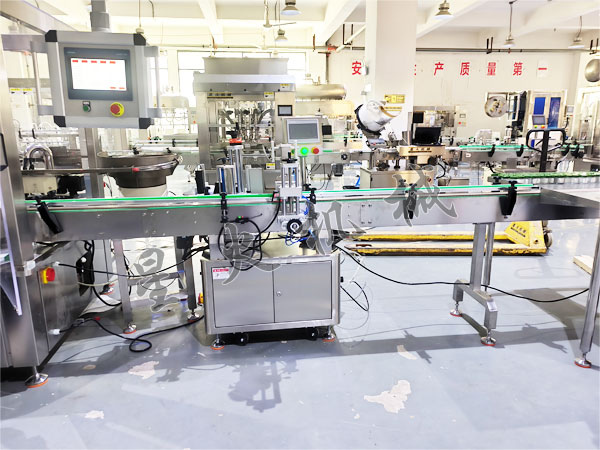 生物制剂瓶贴标机实拍图