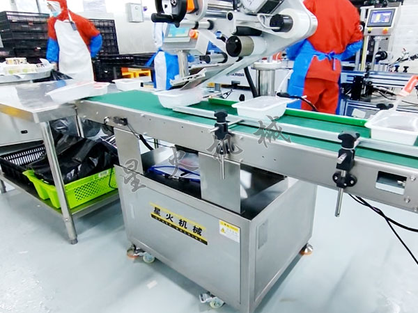 四川全自动上平面贴标机实拍图